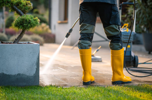 Why Choose Our Certified Pressure Washing Experts for Your Project Needs in Truckee, CA?
